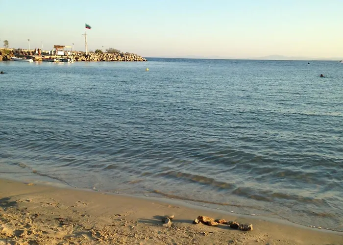 бяла къща Апартамент Равда