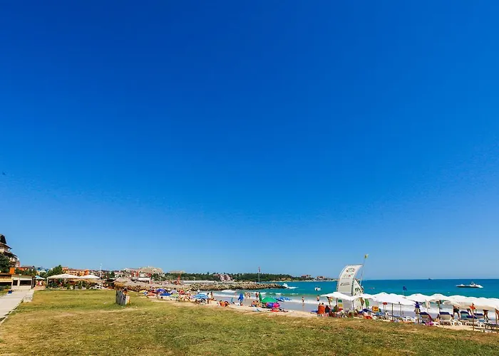 бяла къща Апартамент Равда